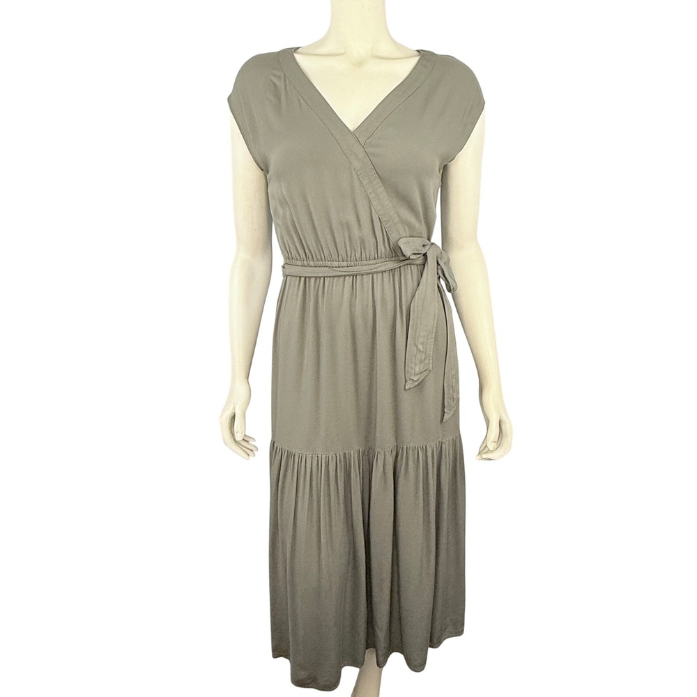 BB Dakota Midi Dress Womens Small Sage Green Faux Wrap Tiered Rayon Super Soft